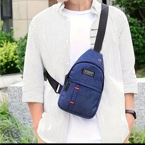 NWT! Casual Nylon Chest Bag for Unsex, Solid Color Single-Shoulder sling.